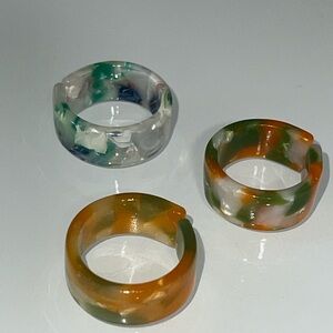 Multicolor Acrylic Ring Set